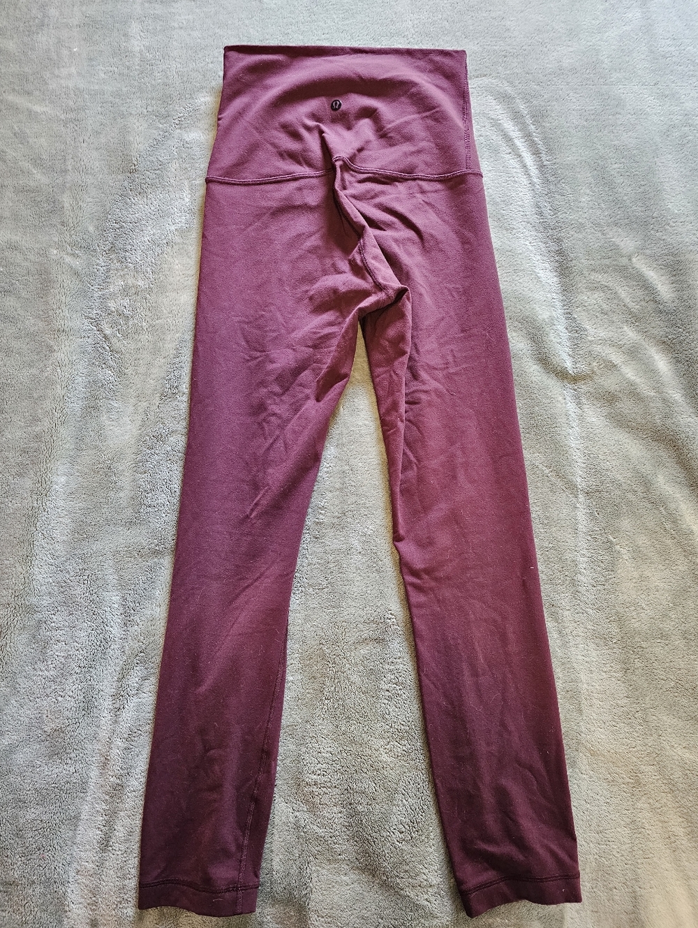 Lululemon Women's Leggings Burgundy Gummy Logo Size 6 Align High Rise Pre2017